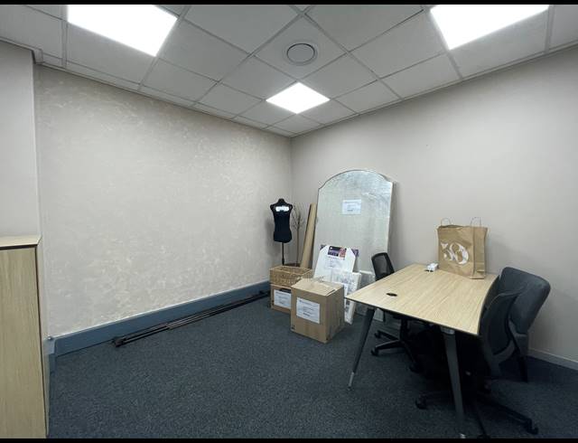 26M² OFFICE TO LET IN SANDTON CENTRAL
